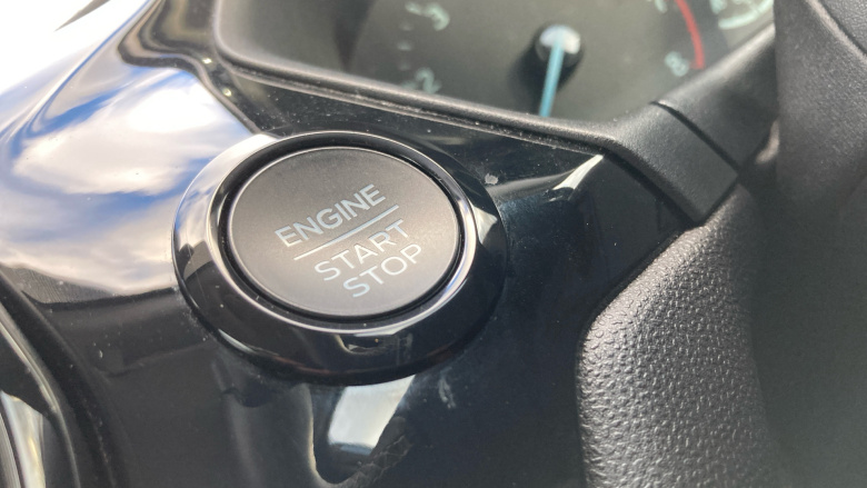 Ford Fiesta 1.0 EcoBoost Titanium 5dr Petrol Hatchback